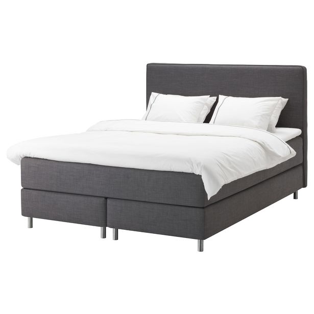Čalúnená posteľ v akcii za 1061€ v Ikea