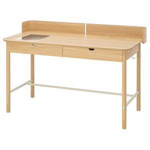 Stôl v akcii za 429€ v Ikea