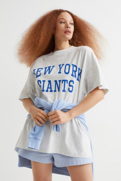 Dlhé tričko s potlačou v akcii za 8,99€ v H&M