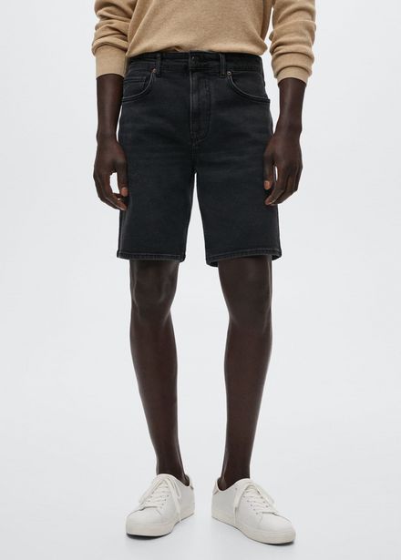 Regular-fit denim Bermuda shorts v akcii za 19,99€ v Mango